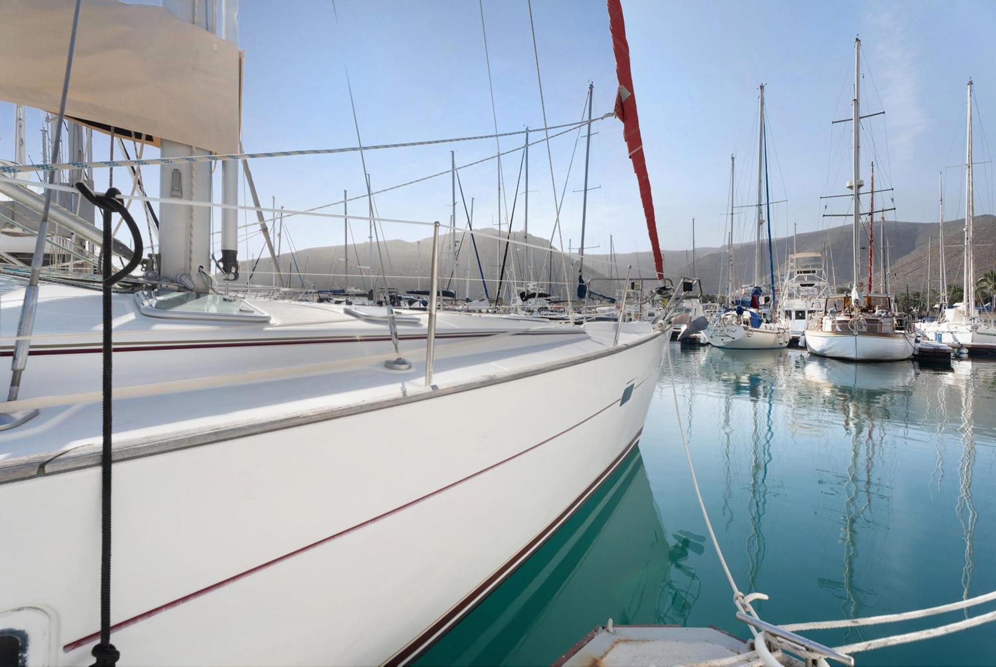 Отель Pato Lucas Sail Boat Сан-Себастьян-де-ла-Гомера Экстерьер фото