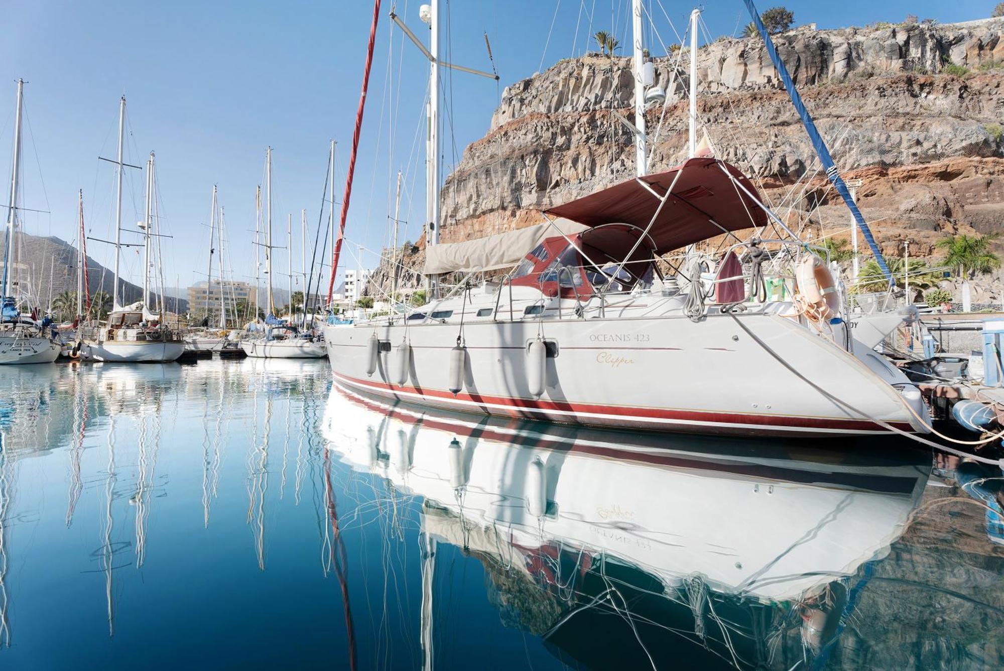 Отель Pato Lucas Sail Boat Сан-Себастьян-де-ла-Гомера Экстерьер фото